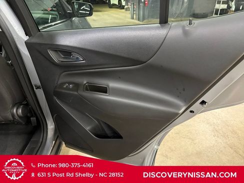 Used 2024 Chevrolet Equinox LT AWD/4WD image 38