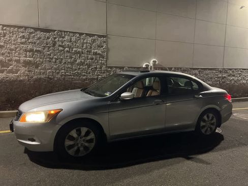 Used 2009 Honda Accord EX-L image 38