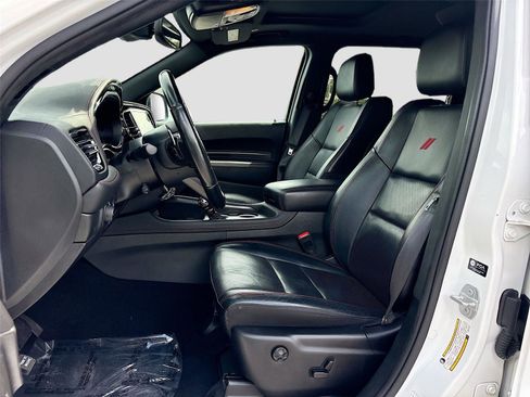 Used 2023 Dodge Durango GT image 26