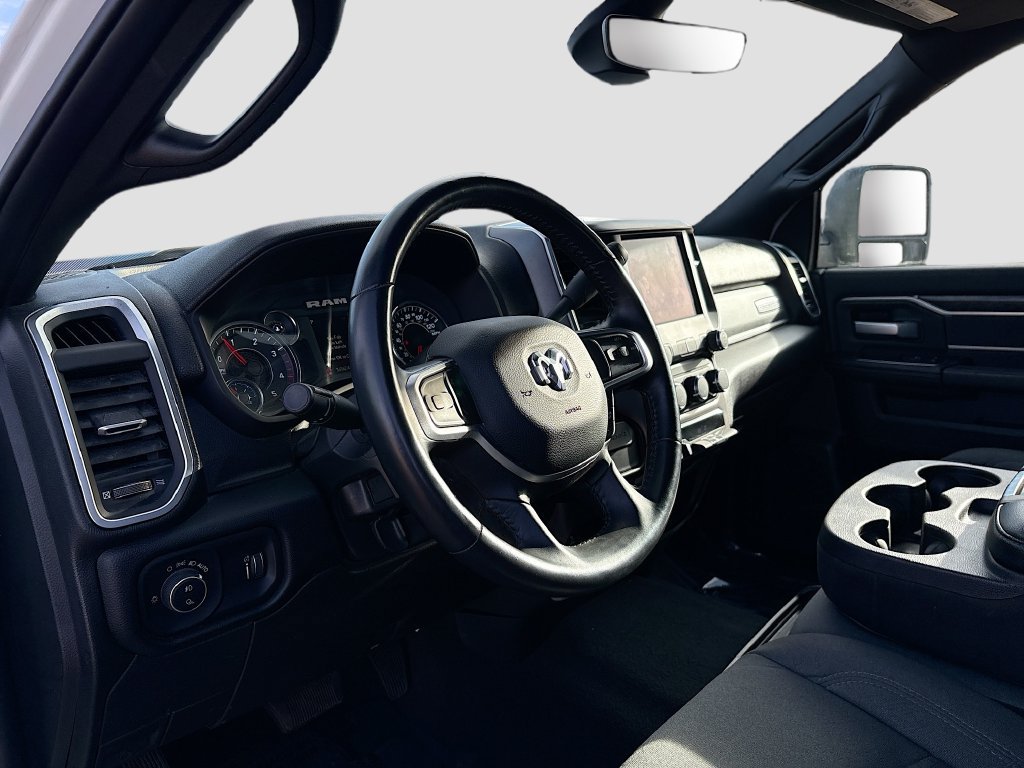 Used 2024 RAM 2500 Big Horn AWD/4WD image 9