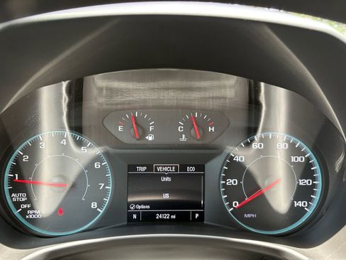 Used 2024 Chevrolet Equinox LS FWD image 13