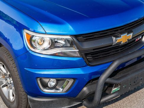 Used 2018 Chevrolet Colorado Z71 RWD image 10