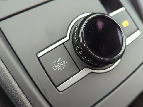 New 2026 Volkswagen Tiguan SE R-Line image 28