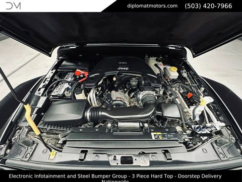 Used 2018 Jeep Wrangler Unlimited Rubicon AWD/4WD image 50