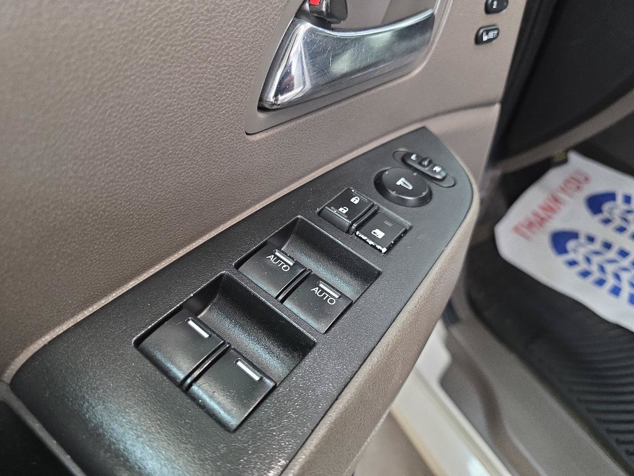 Used 2014 Honda Odyssey Touring image 26