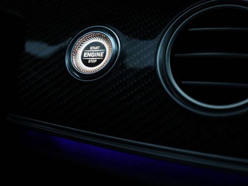 Used 2018 Mercedes-Benz E 63 AMG S image 40