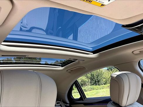 Certified 2023 Mercedes-Benz S 500 4MATIC image 17