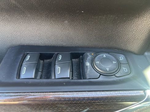 Used 2020 Chevrolet Silverado 1500 LT w/ All-Star Edition image 24