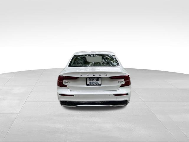 Certified 2023 Volvo S60 B5 Plus AWD/4WD image 7