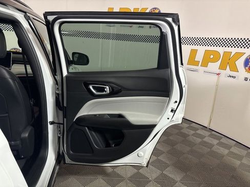 New 2026 Jeep Compass Limited image 25