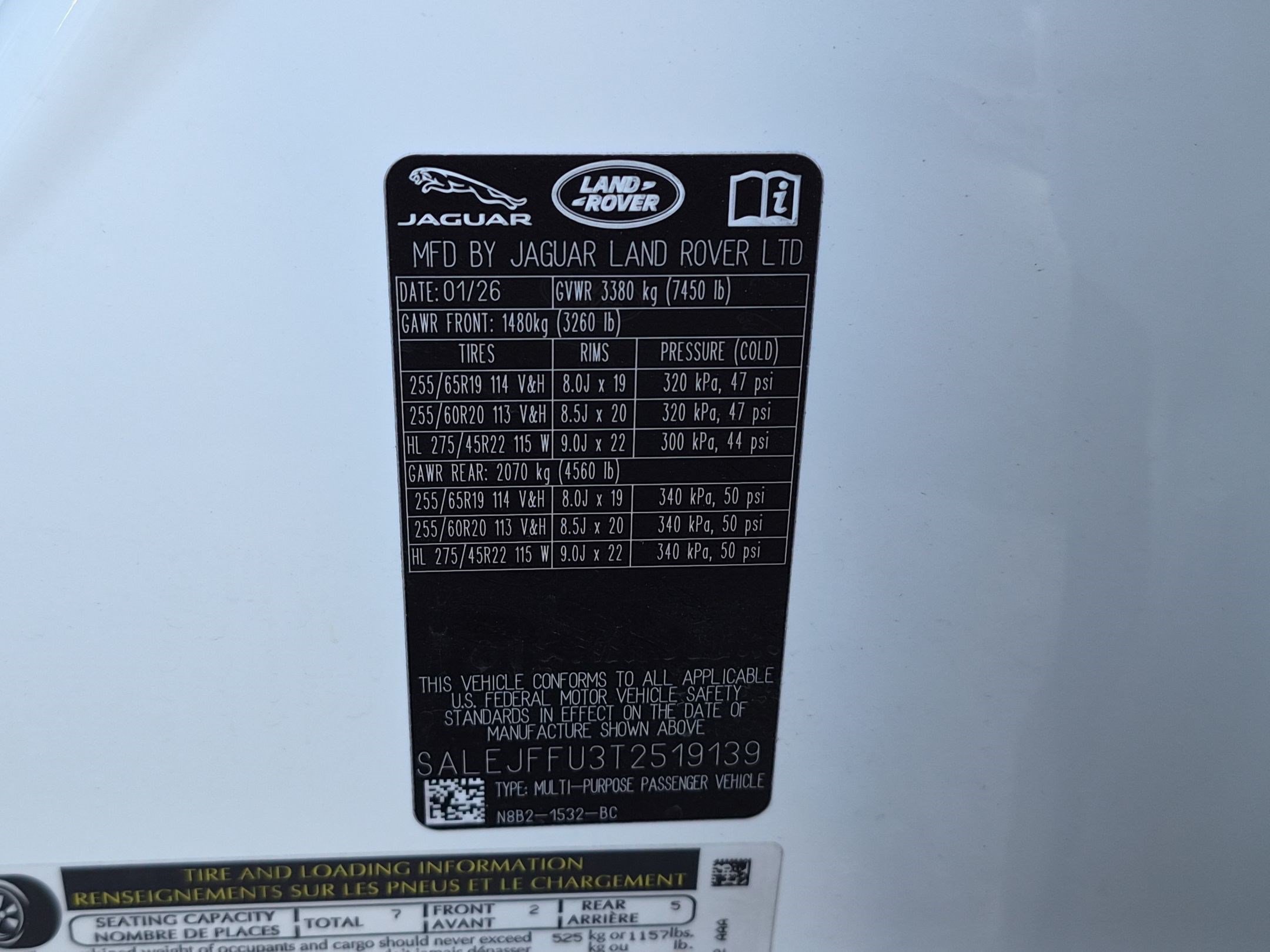 Used 2026 Land Rover Defender 130 S AWD/4WD image 38