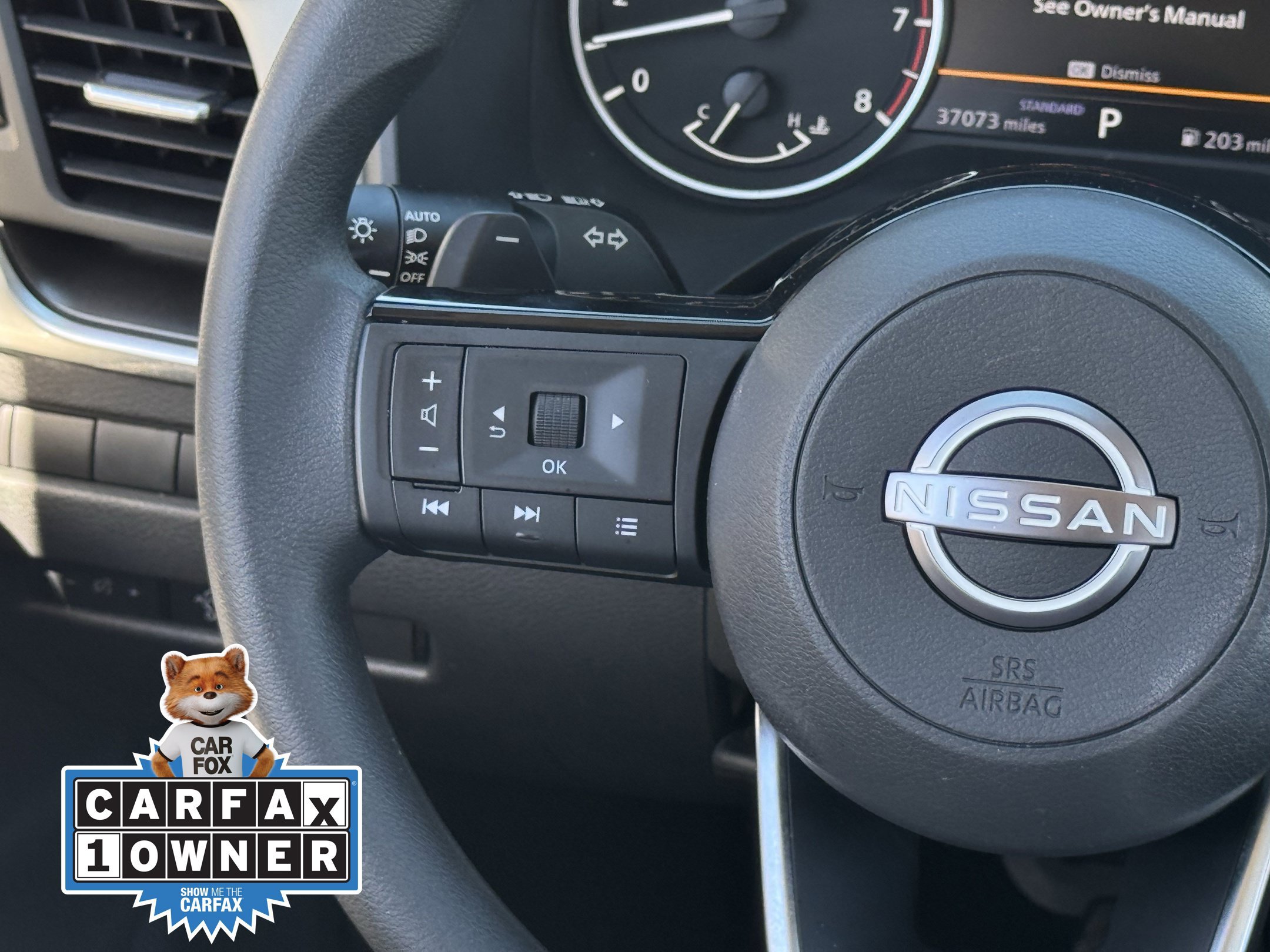 Used 2023 Nissan Rogue SV FWD image 14