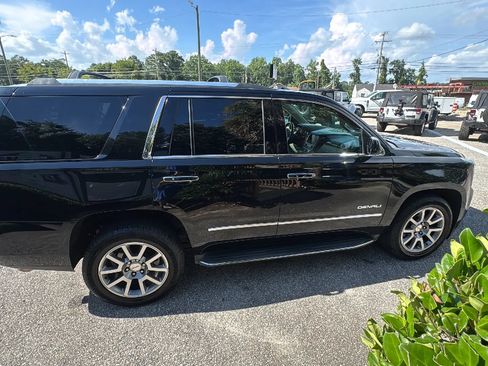 Used 2016 GMC Yukon Denali w/ Open Road Package AWD/4WD image 4