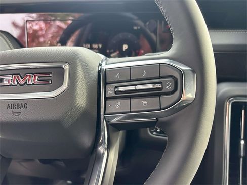 New 2026 GMC Yukon Elevation image 12