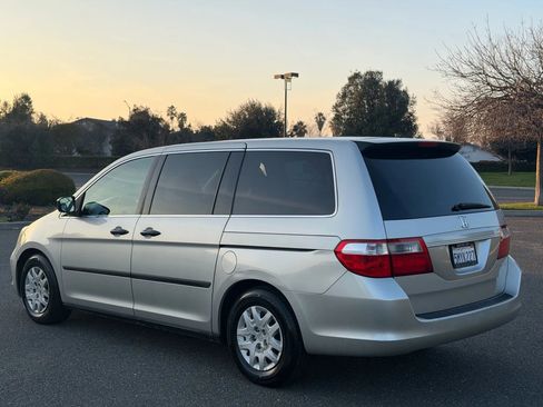 Used 2005 Honda Odyssey LX image 3