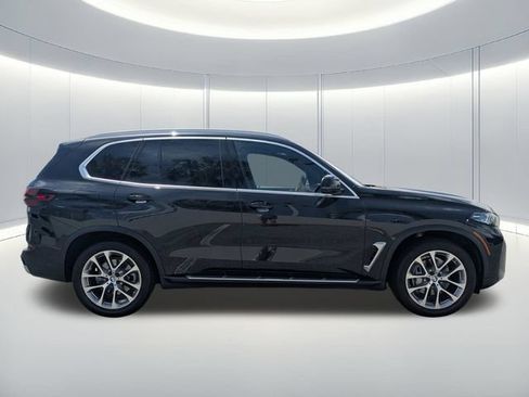 Used 2025 BMW X5 xDrive40i AWD/4WD image 6