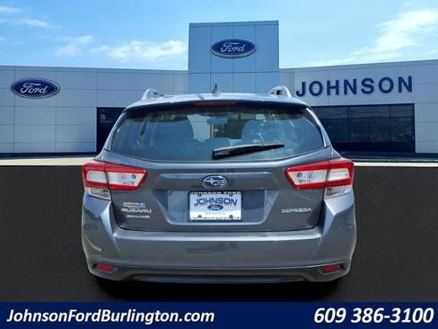 Used 2018 Subaru Impreza 2.0i Premium AWD/4WD image 4