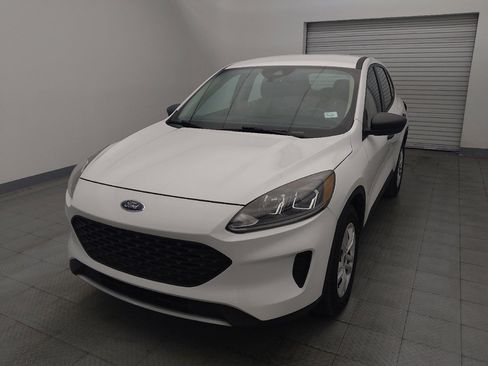 Used 2020 Ford Escape S image 15