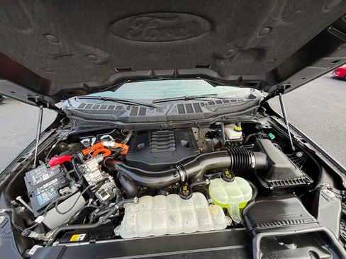 Used 2023 Ford F150 Lariat w/ Equipment Group 502A High AWD/4WD image 30