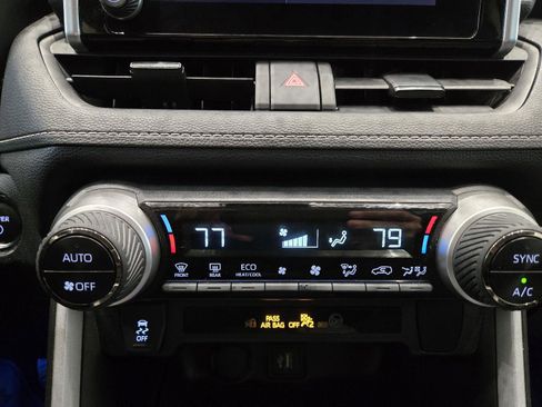 Used 2023 Toyota RAV4 AWD Hybrid image 34