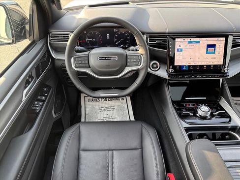 New 2026 Jeep Grand Wagoneer Limited AWD/4WD image 4