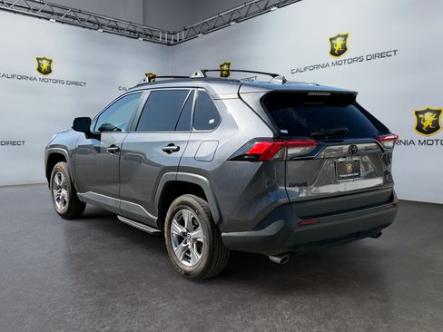 Used 2025 Toyota RAV4 XLE w/ Convenience Package FWD image 3