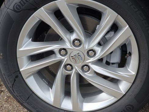 New 2026 Buick Envista Sport Touring w/ Convenience I Package FWD image 9