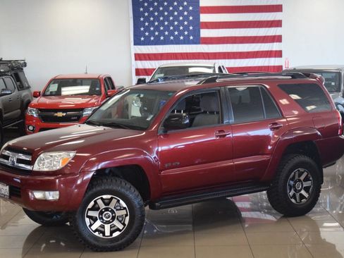Used 2005 Toyota 4Runner SR5 image 12