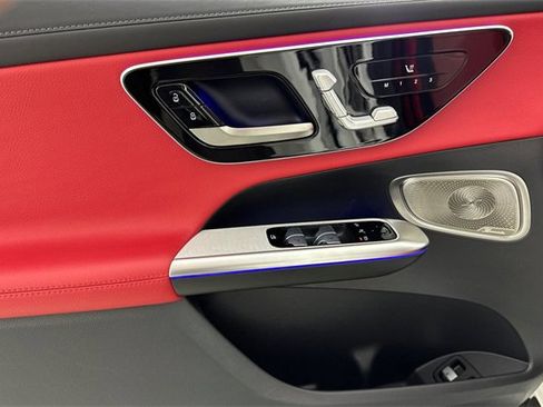 Certified 2025 Mercedes-Benz GLC 350e 4MATIC image 11