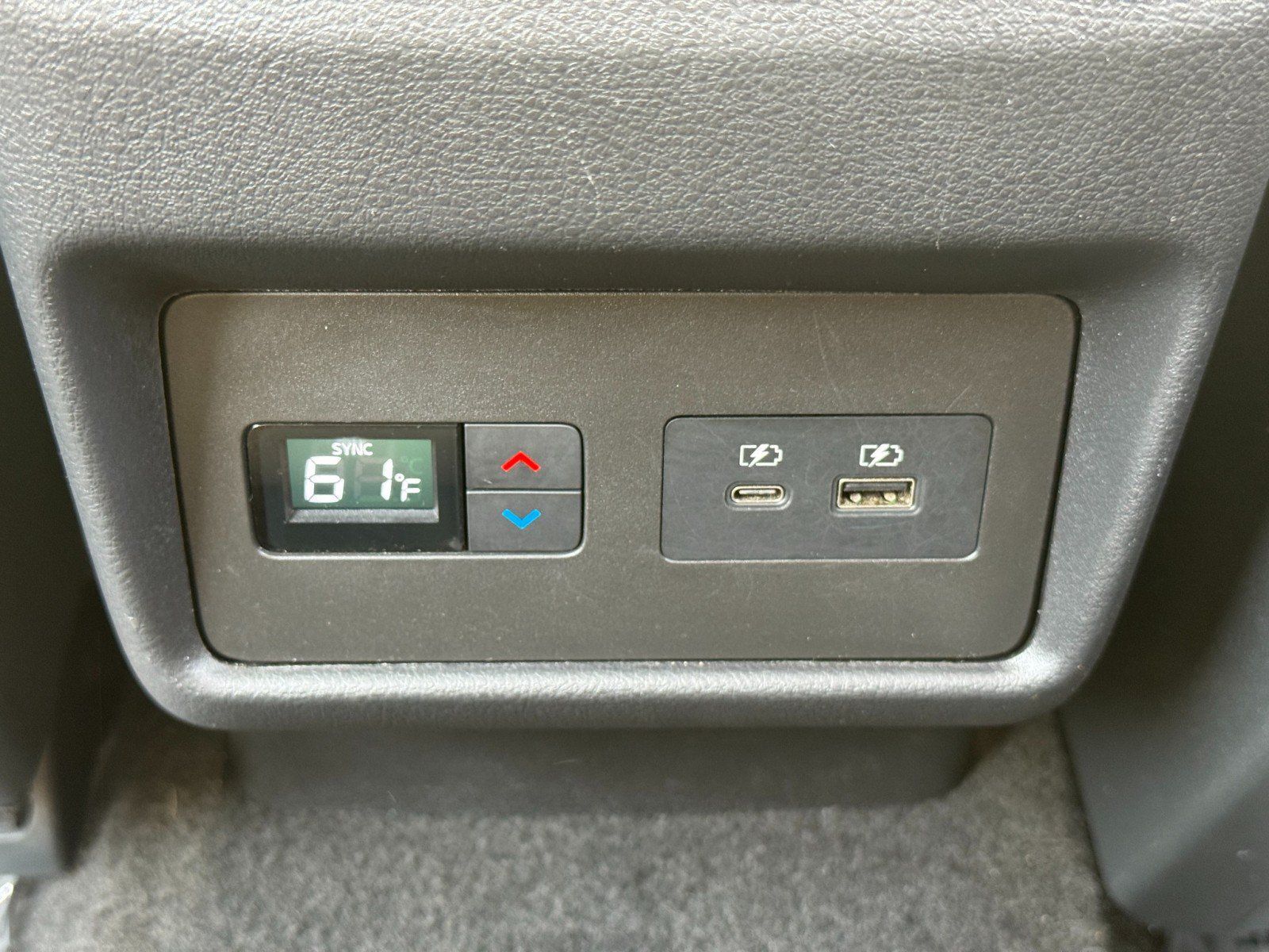 Used 2023 Nissan Rogue SL w/ SL Premium Package FWD image 32