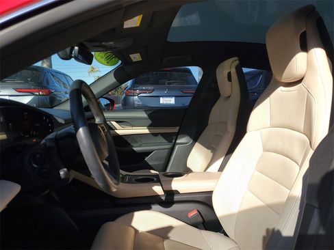 Used 2023 Porsche Taycan image 15