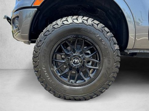 Used 2019 Ford Ranger XLT w/ Black Appearance Package RWD image 22