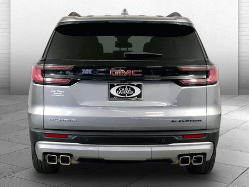 Used 2025 GMC Acadia Elevation FWD image 3