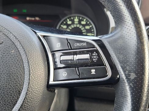 Used 2023 Kia Seltos SX image 29