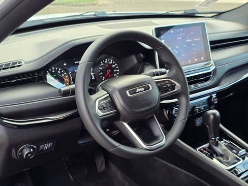 Used 2022 Jeep Compass Altitude image 13