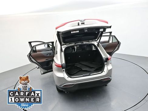 Used 2024 Toyota Venza Limited AWD/4WD image 43