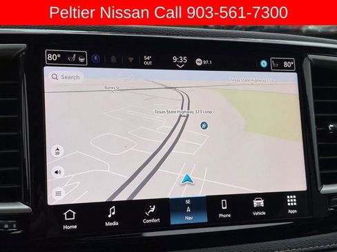 Used 2024 Chrysler Pacifica Limited FWD image 37