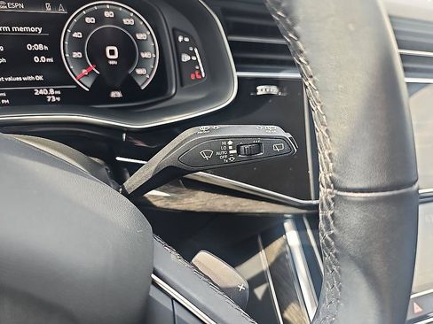 Used 2022 Audi Q7 2.0T Premium AWD/4WD image 19