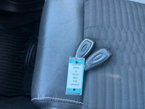 Used 2013 Ford Focus ST image 40