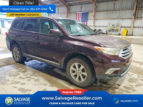 Used 2011 Toyota Highlander SE FWD image 5