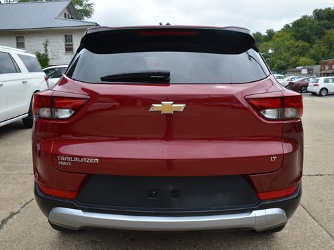 Used 2025 Chevrolet TrailBlazer LT AWD/4WD image 6