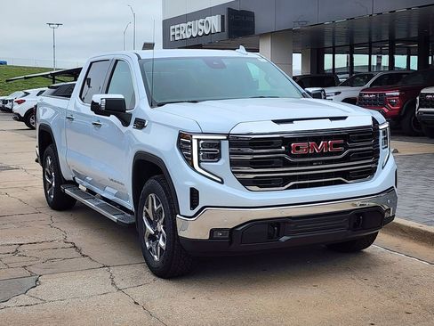 New 2026 GMC Sierra 1500 SLT w/ SLT Premium Plus Package AWD/4WD image 2
