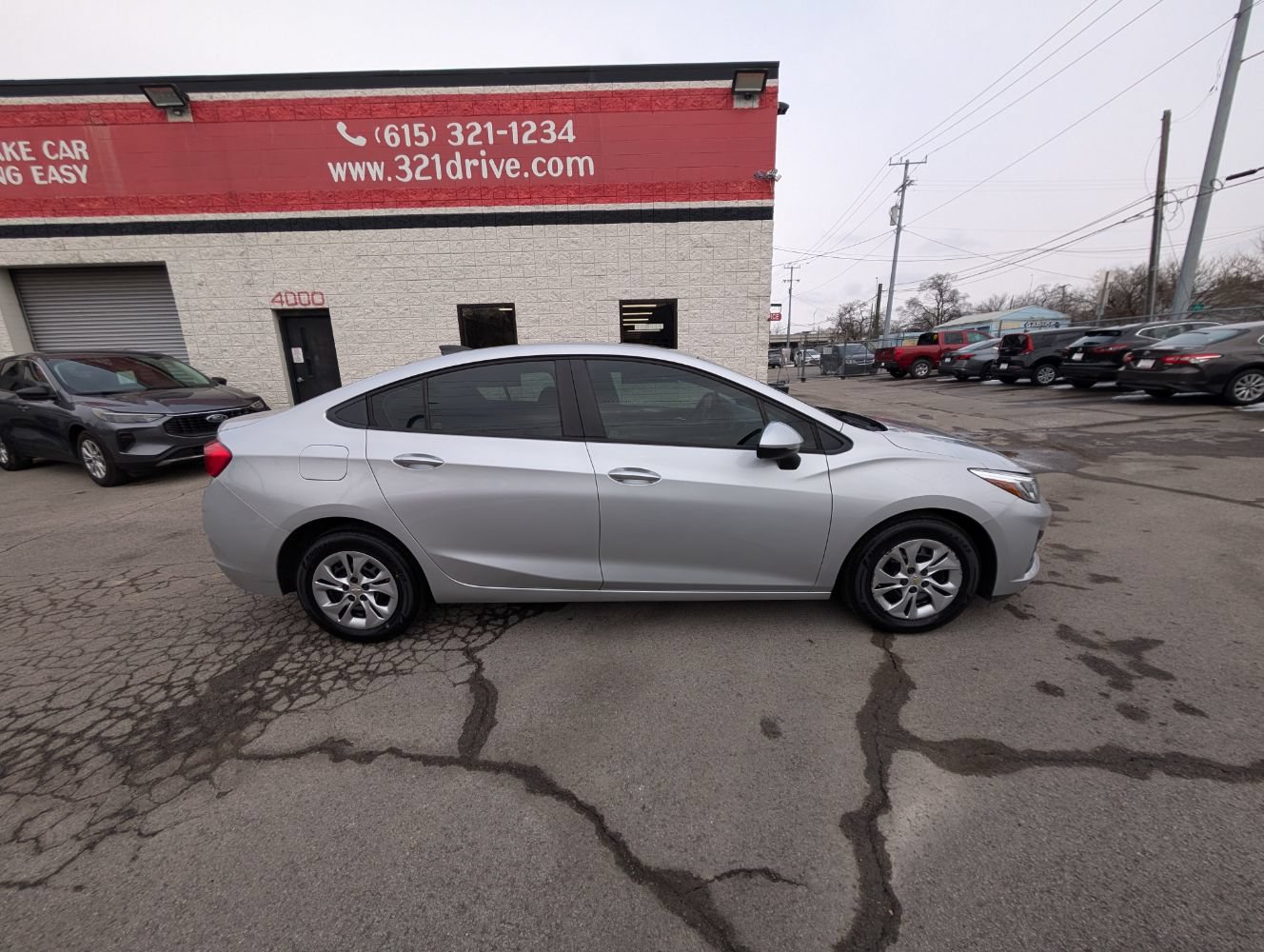 Used 2019 Chevrolet Cruze LS FWD image 5