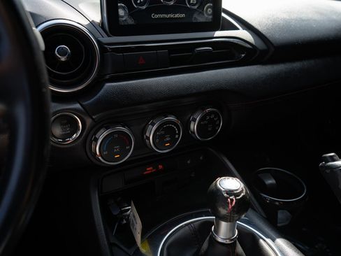 Used 2016 MAZDA MX-5 Miata Grand Touring RWD image 20