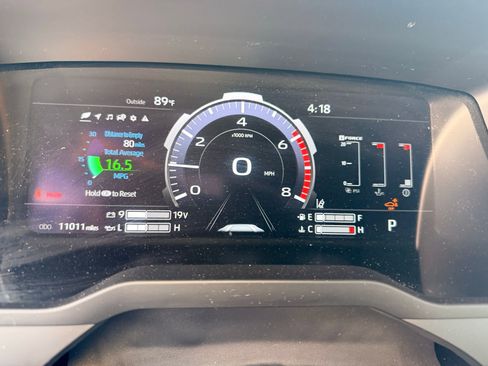 Used 2025 Toyota Tundra Limited image 10