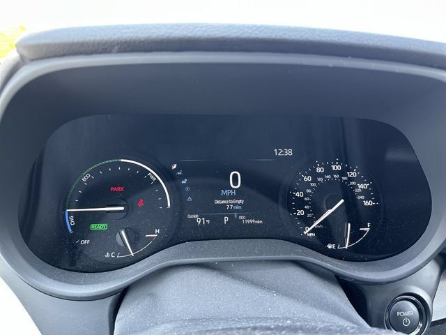 Used 2025 Toyota Sienna LE AWD/4WD image 12