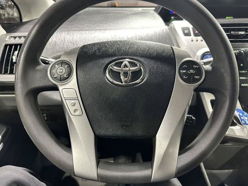 Used 2012 Toyota Prius V Two FWD image 19