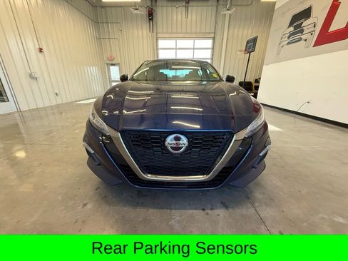 Used 2021 Nissan Altima 2.5 SR FWD image 9