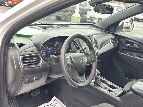 Used 2023 Chevrolet Equinox RS FWD image 10