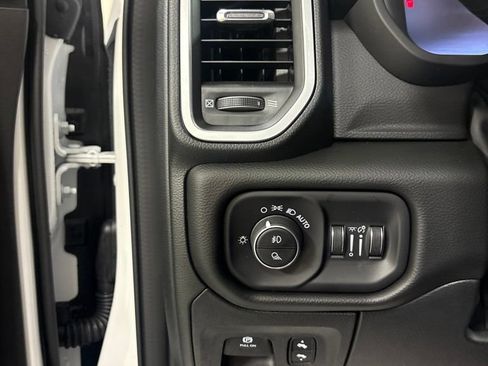 New 2026 RAM 1500 Big Horn AWD/4WD image 11